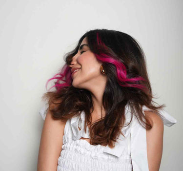 Kinky Pinky – #Strandout- Coloured clip-In Hair