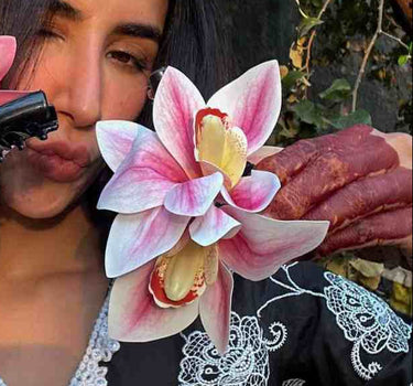 Lily Flower Holiday Clips | Nish Hair