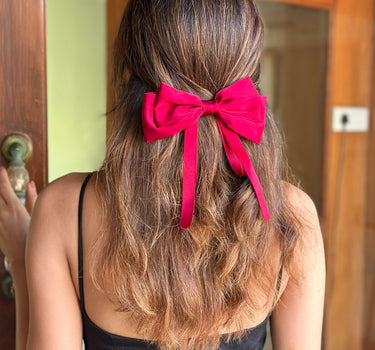 Satin Barrett Clips