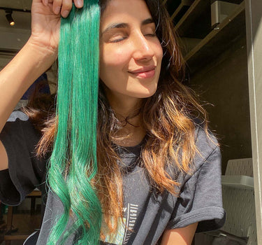Nazaqat-e-Nish - Eid Special #Strandout- Coloured clip-In Hair
